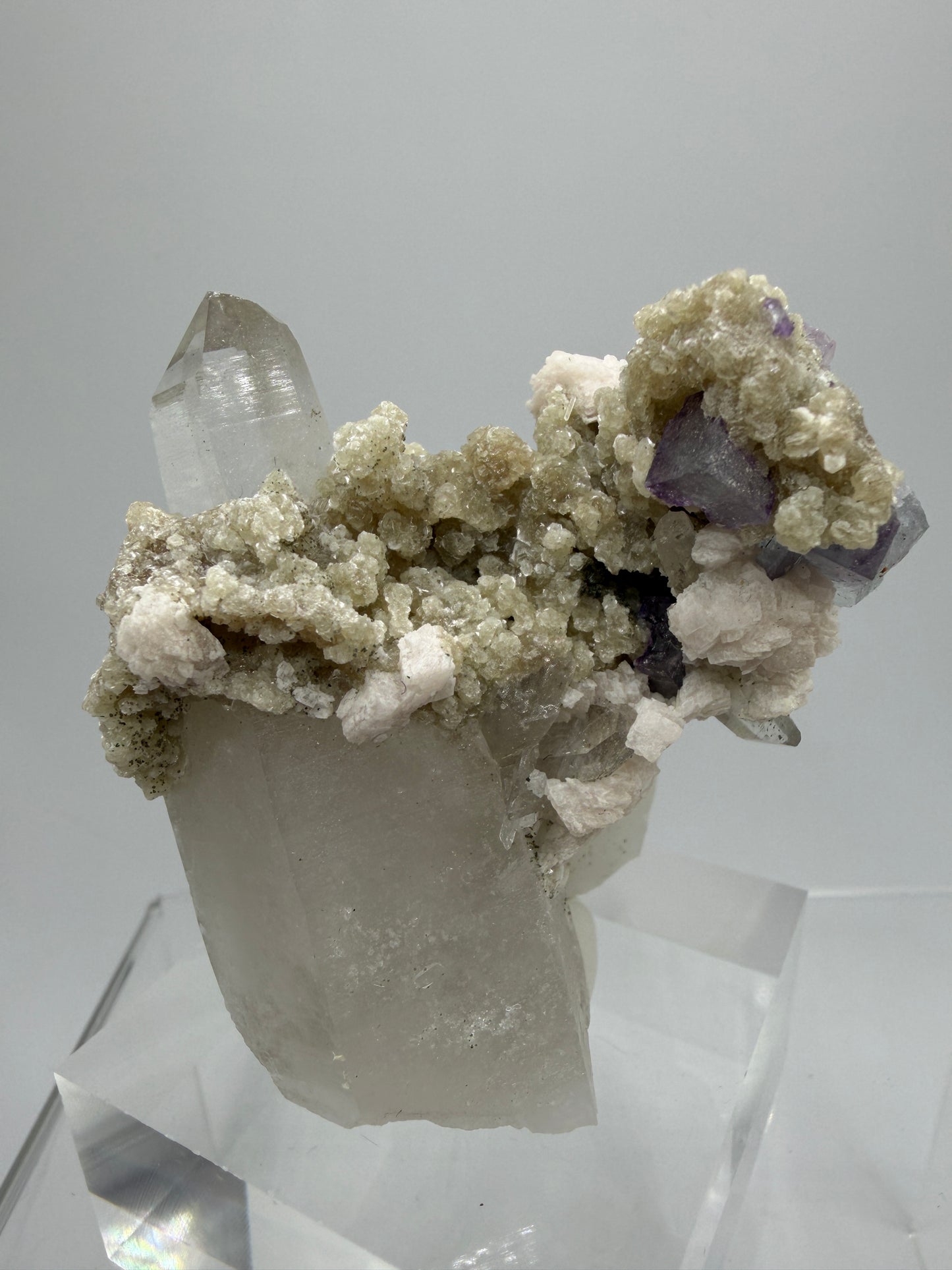 Clear Quartz And Fluorite Display Specimen. World Famous Yaogangxian Cluster. Beautiful Porcelain Fluorite Cubes. High Quality Mineral Specimen.