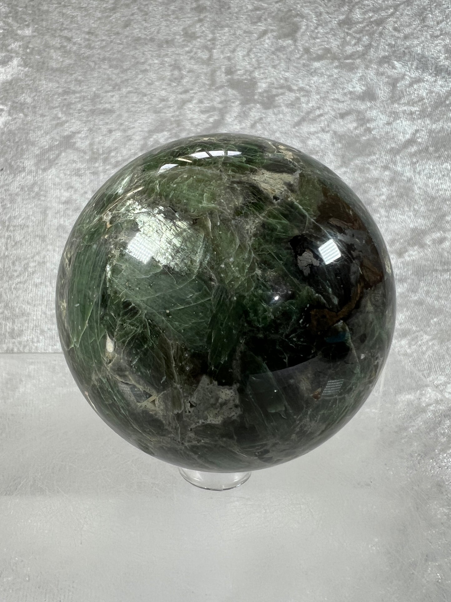 Diopside Crystal Sphere. 67mm. Very High Quality Display Sphere. Gorgeous Colors With Lots Of Beautiful Flash