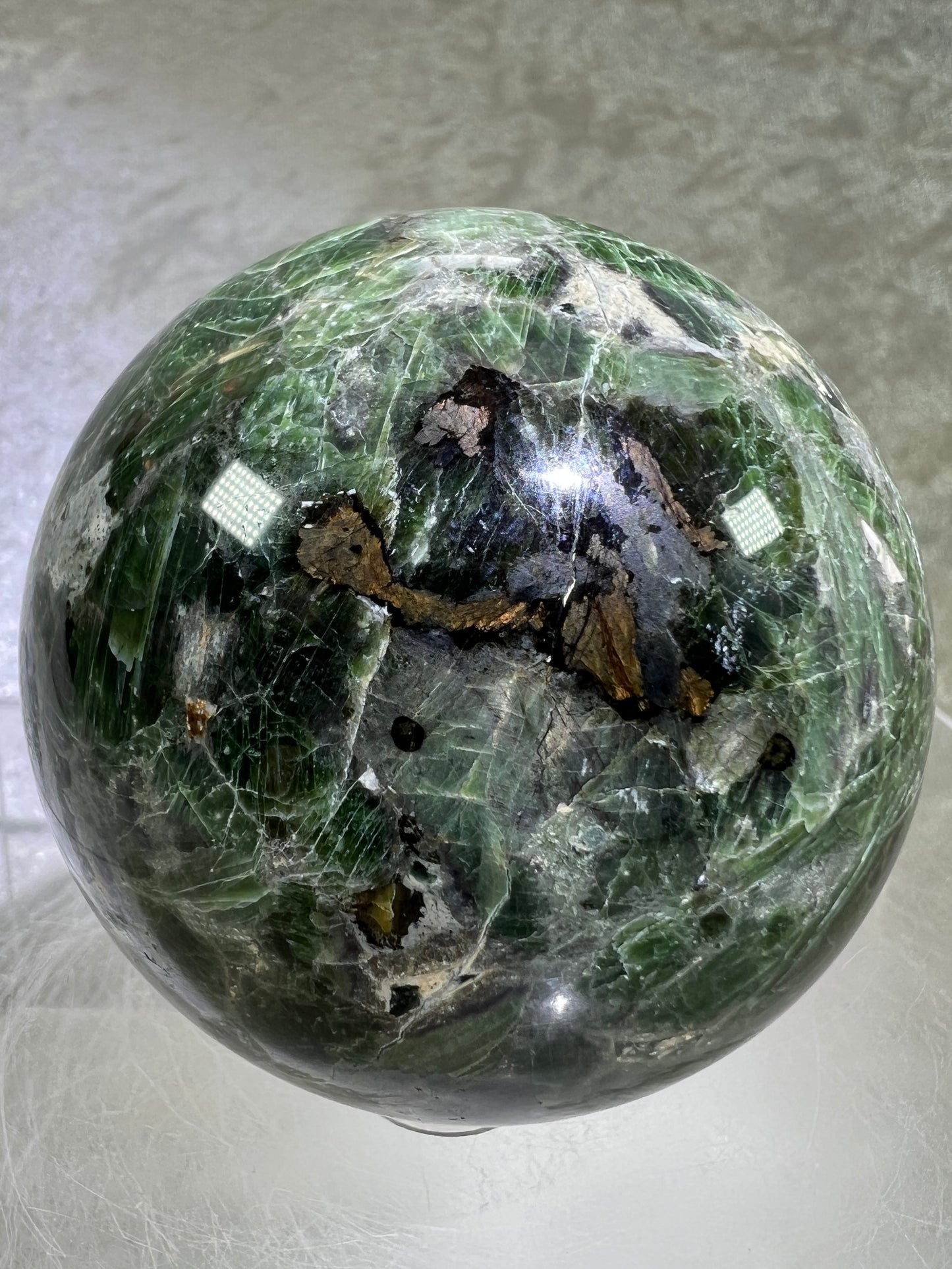 Diopside Crystal Sphere. 67mm. Very High Quality Display Sphere. Gorgeous Colors With Lots Of Beautiful Flash