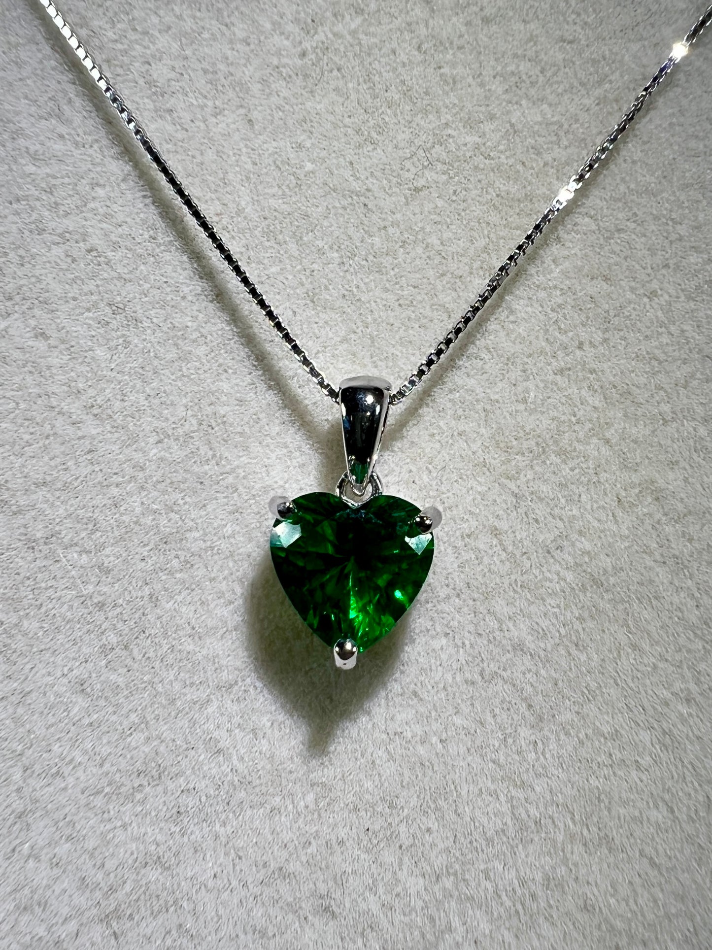 Emerald Heart Shaped Pendant. S925 Silver Setting And Necklace. Gorgeous High Quality Necklace