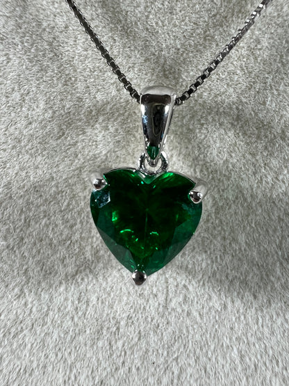 Emerald Heart Shaped Pendant. S925 Silver Setting And Necklace. Gorgeous High Quality Necklace