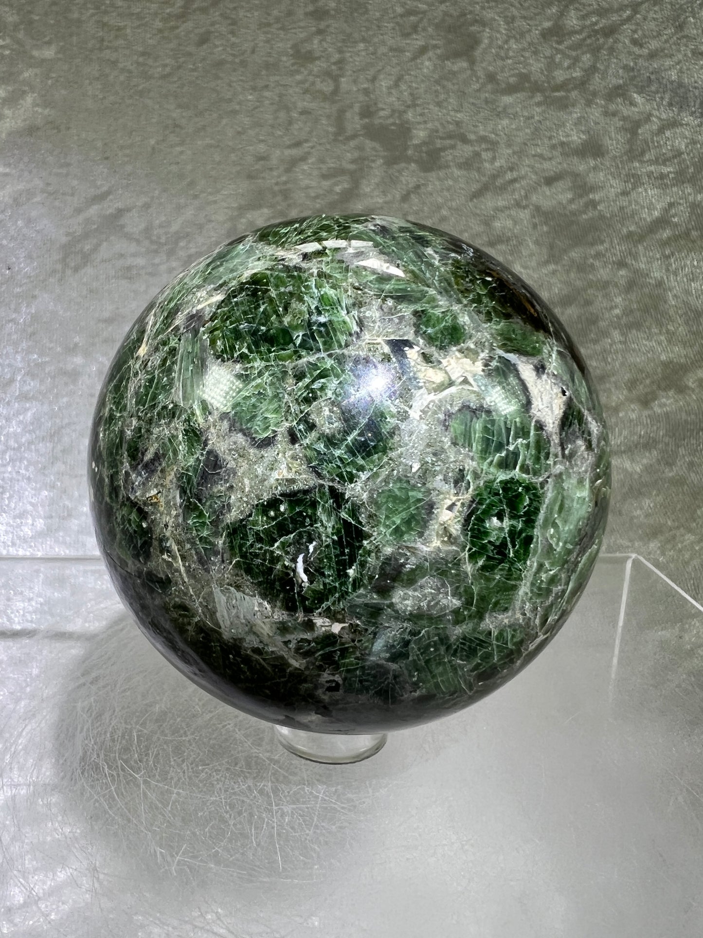 Diopside Crystal Sphere. 67mm. Very High Quality Display Sphere. Gorgeous Colors With Lots Of Beautiful Flash