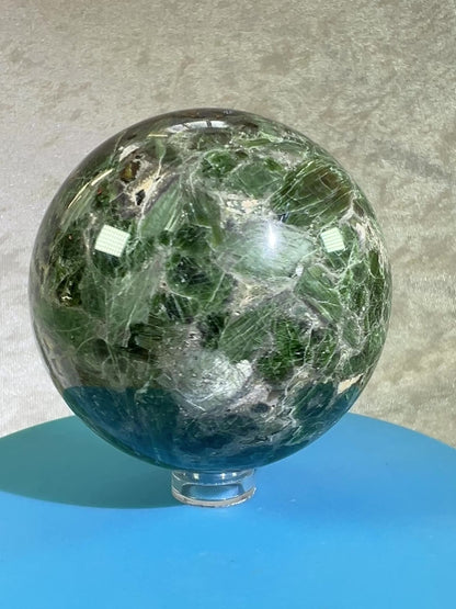 Diopside Crystal Sphere. 67mm. Very High Quality Display Sphere. Gorgeous Colors With Lots Of Beautiful Flash